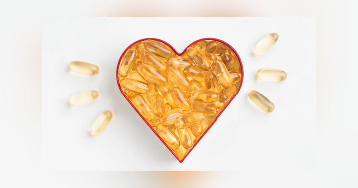 image for A daily fish oil supplement slashed serious heart risks in dialysis patients